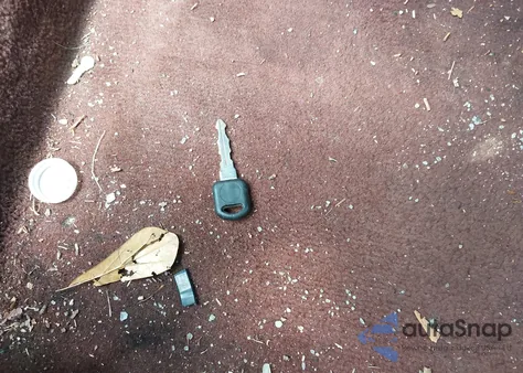 2000 Buick Park Avenue из США, поврежденный, VIN 1G4CW52K2Y4134144